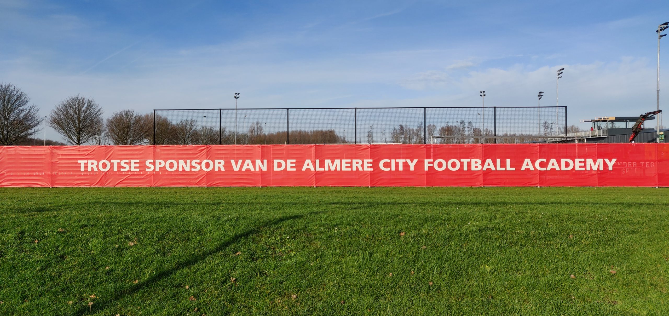 Almere City O21 walst over DWS heen