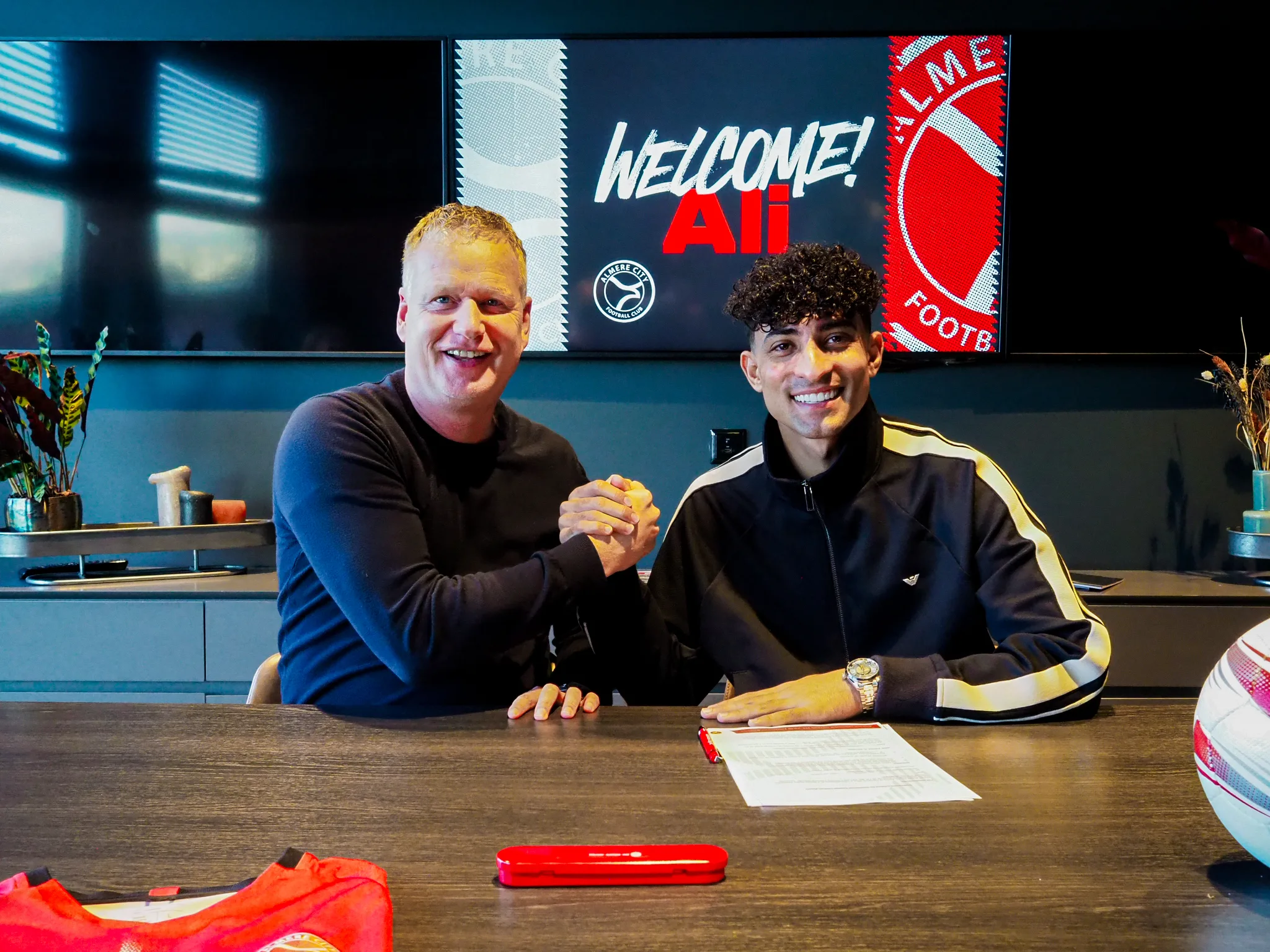 Ali Jasim eindelijk binnen! De Irakees wordt tot het einde van het